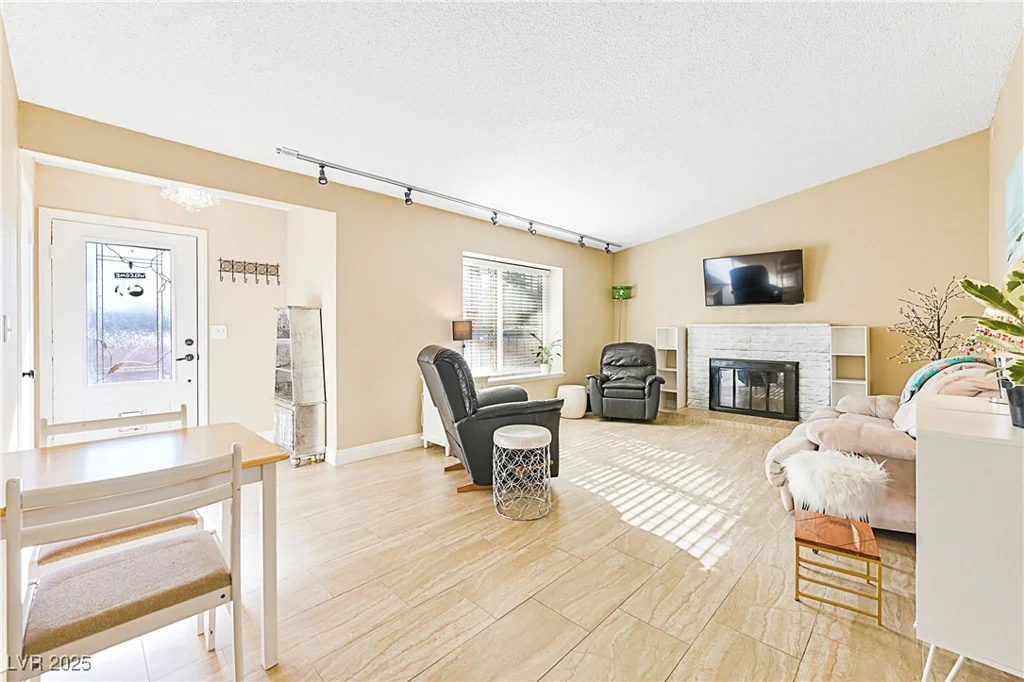 4125 Montemesa, Las Vegas, NV 89108