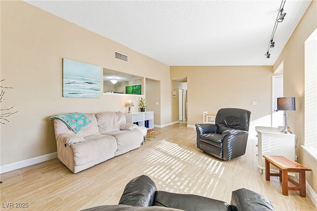 4125 Montemesa, Las Vegas, NV 89108