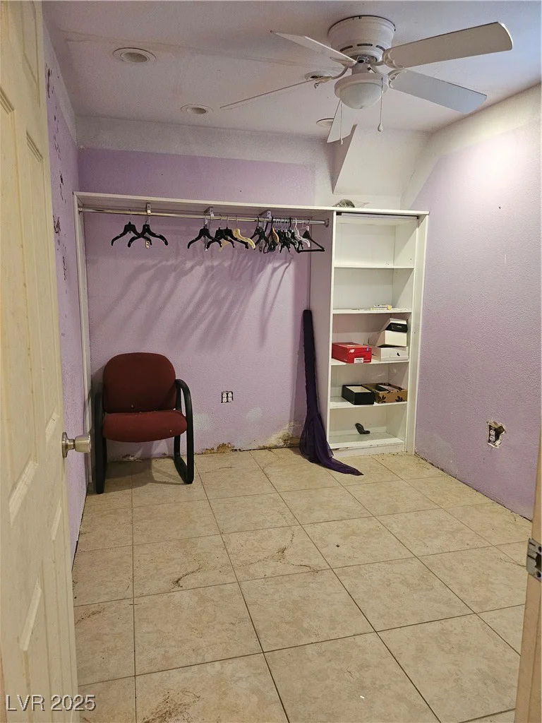2167 Walnut, Las Vegas, NV 89115