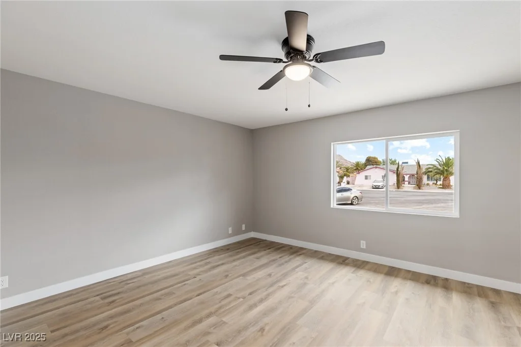 1743 Eddingham, Las Vegas, NV 89156