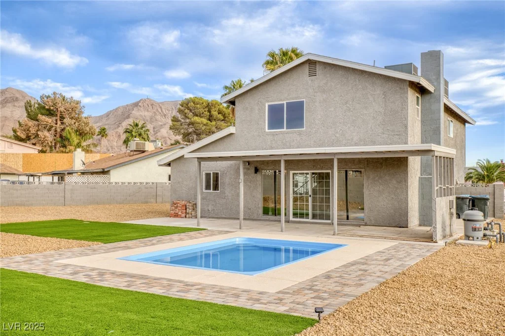 1743 Eddingham, Las Vegas, NV 89156