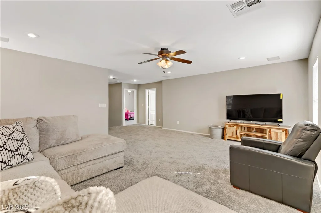 6476 Chebec, North Las Vegas, NV 89084