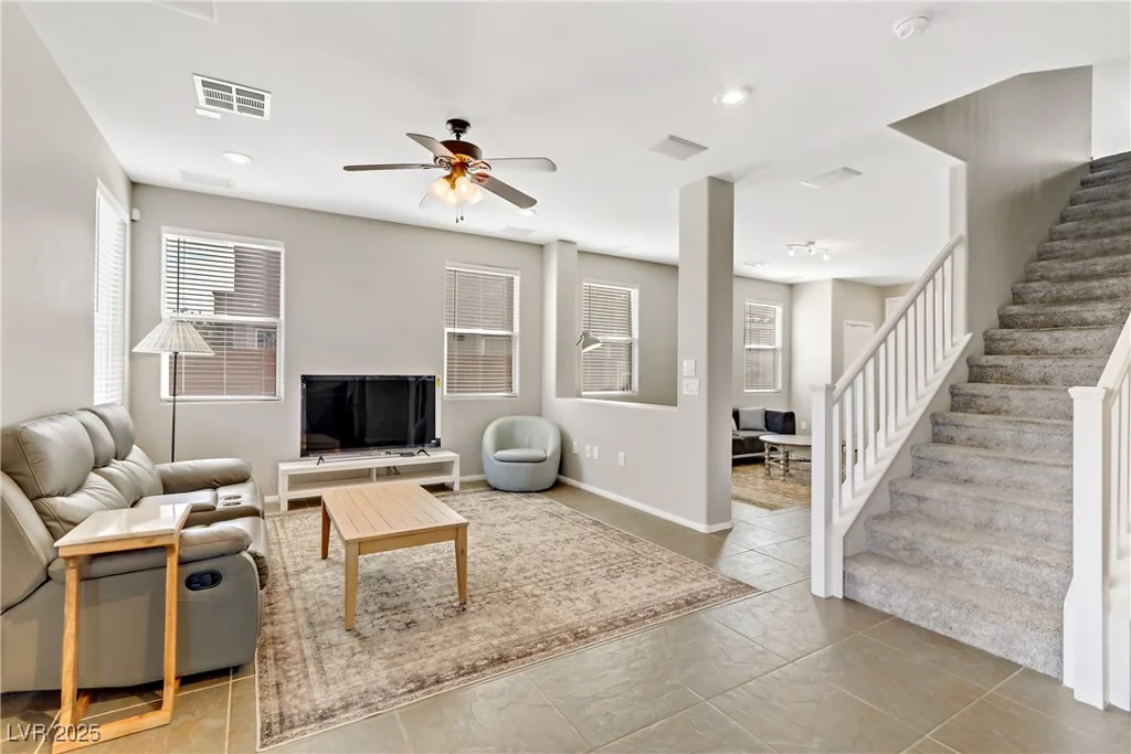 6476 Chebec, North Las Vegas, NV 89084