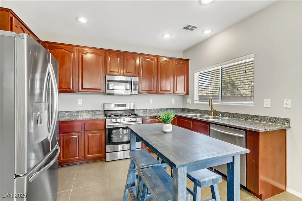 6476 Chebec, North Las Vegas, NV 89084