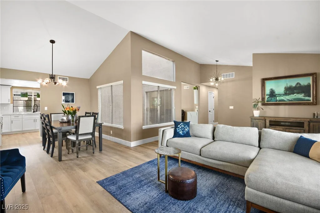 6413 Peppermill, Las Vegas, NV 89146