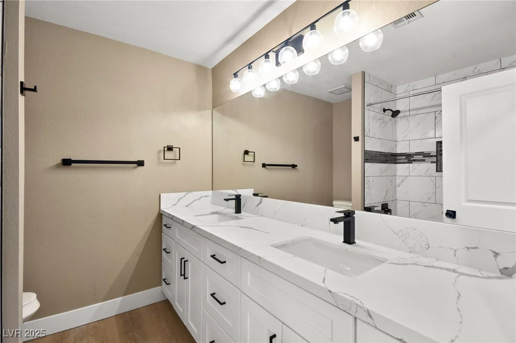 6413 Peppermill, Las Vegas, NV 89146