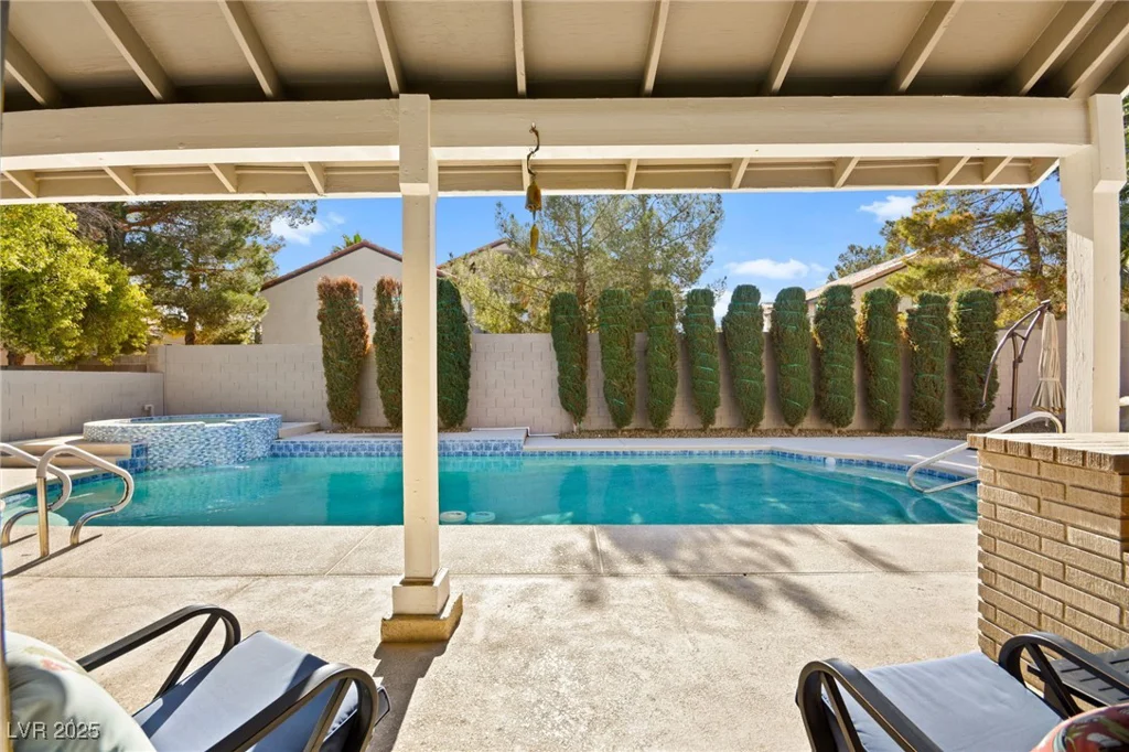 6413 Peppermill, Las Vegas, NV 89146