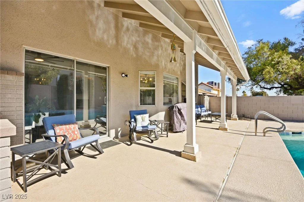 6413 Peppermill, Las Vegas, NV 89146