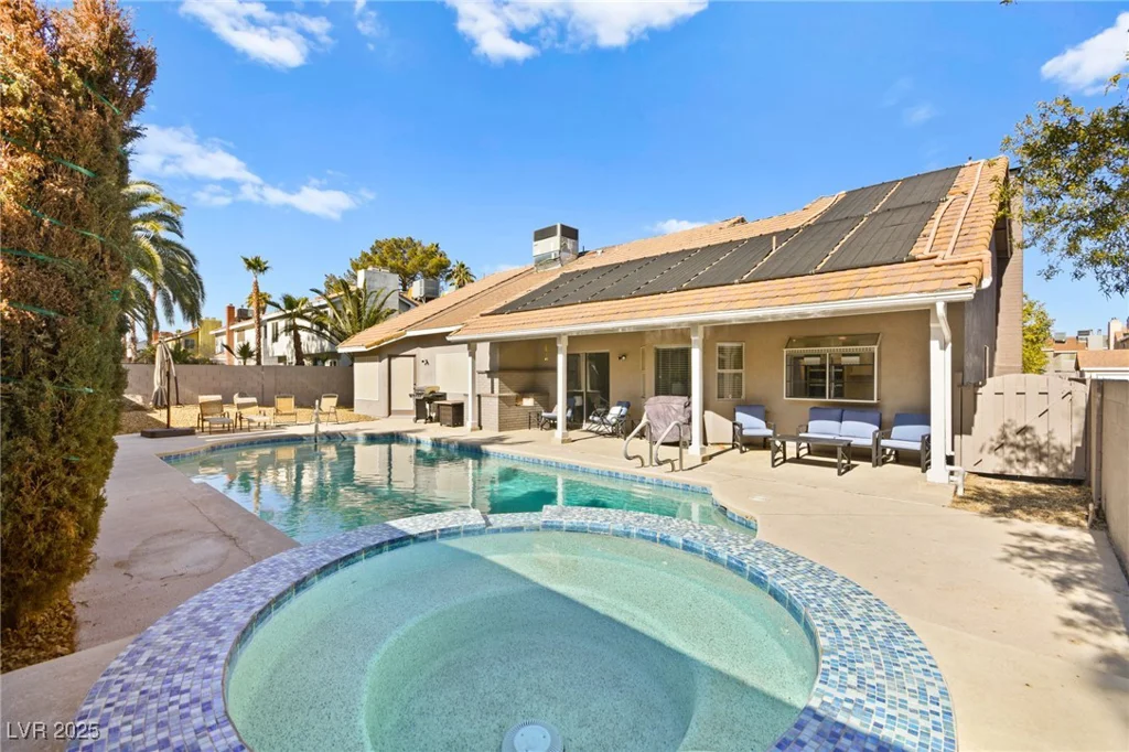 6413 Peppermill, Las Vegas, NV 89146