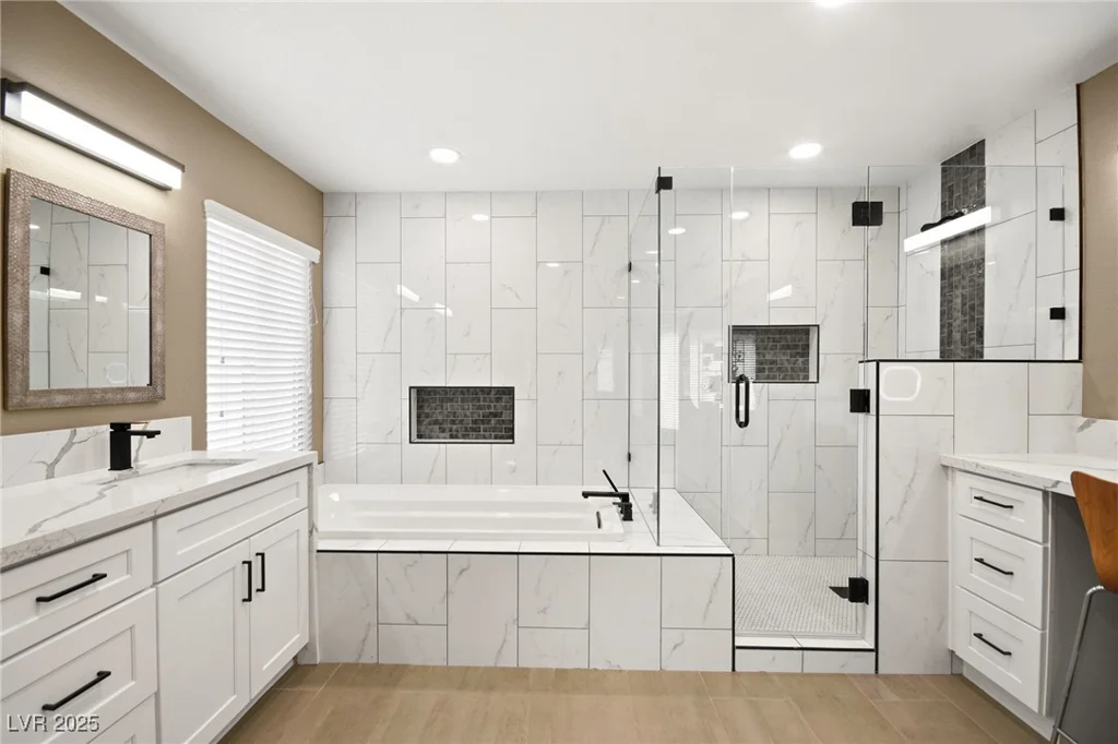 6413 Peppermill, Las Vegas, NV 89146