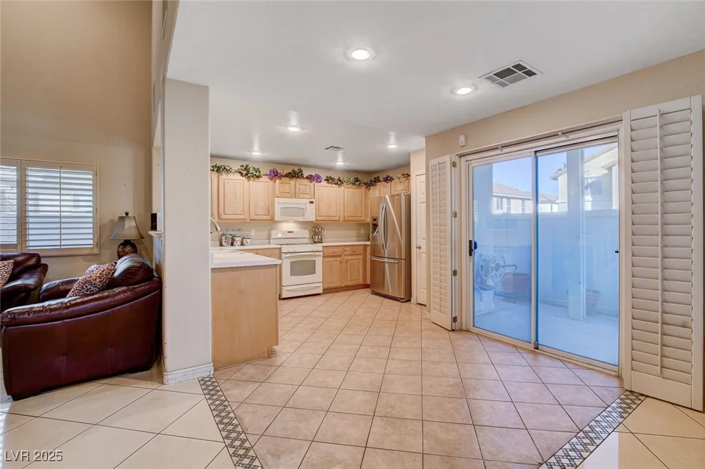 9322 Boulder Opal, Las Vegas, NV 89148