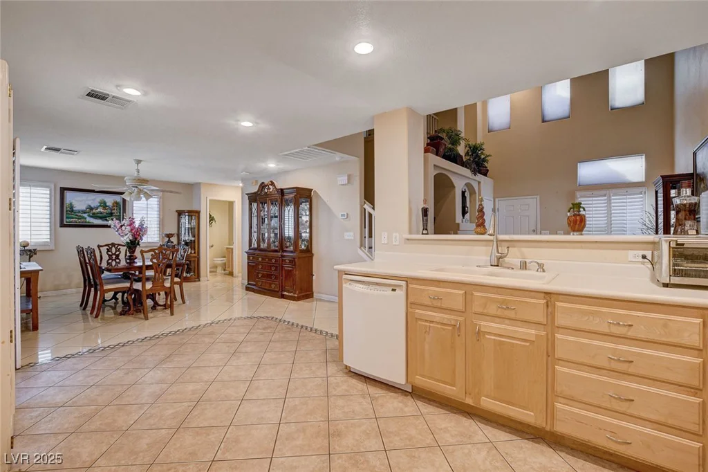 9322 Boulder Opal, Las Vegas, NV 89148