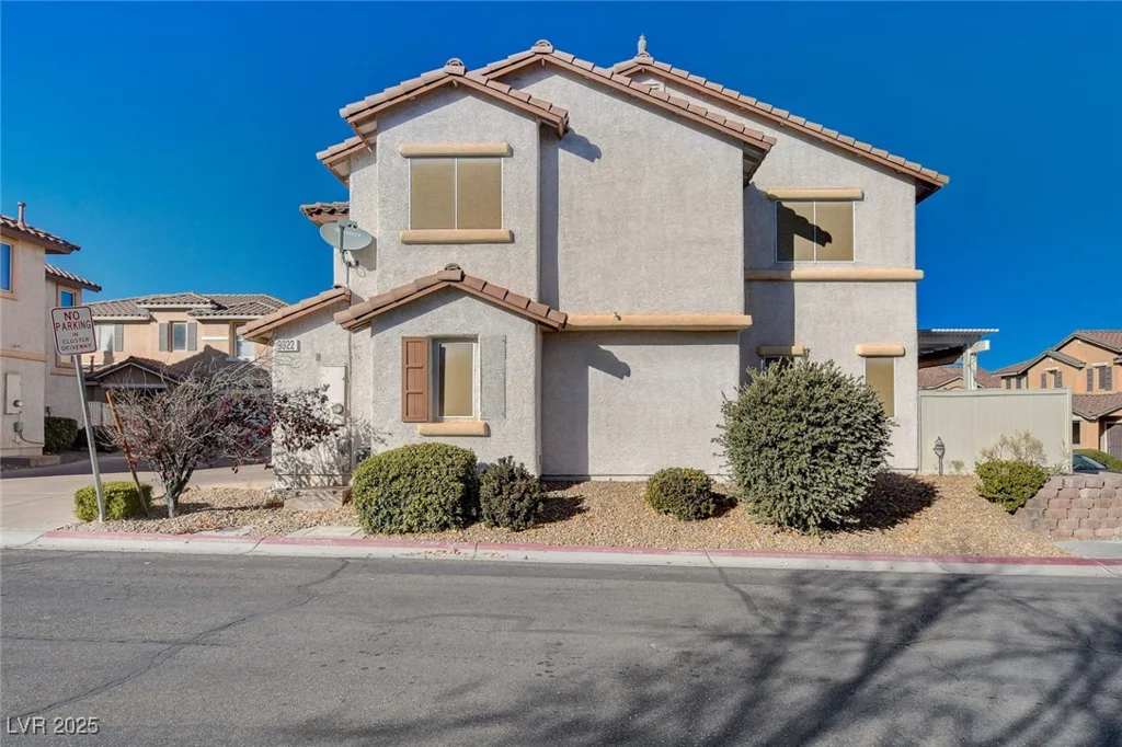 9322 Boulder Opal, Las Vegas, NV 89148