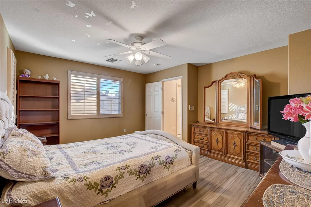 9322 Boulder Opal, Las Vegas, NV 89148