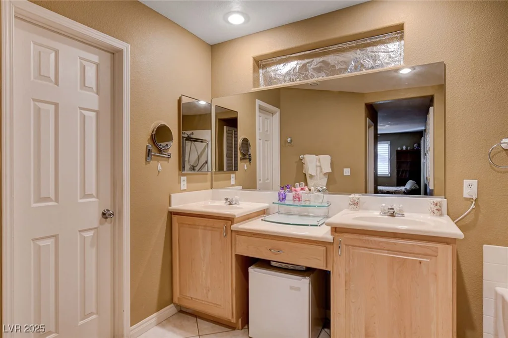 9322 Boulder Opal, Las Vegas, NV 89148