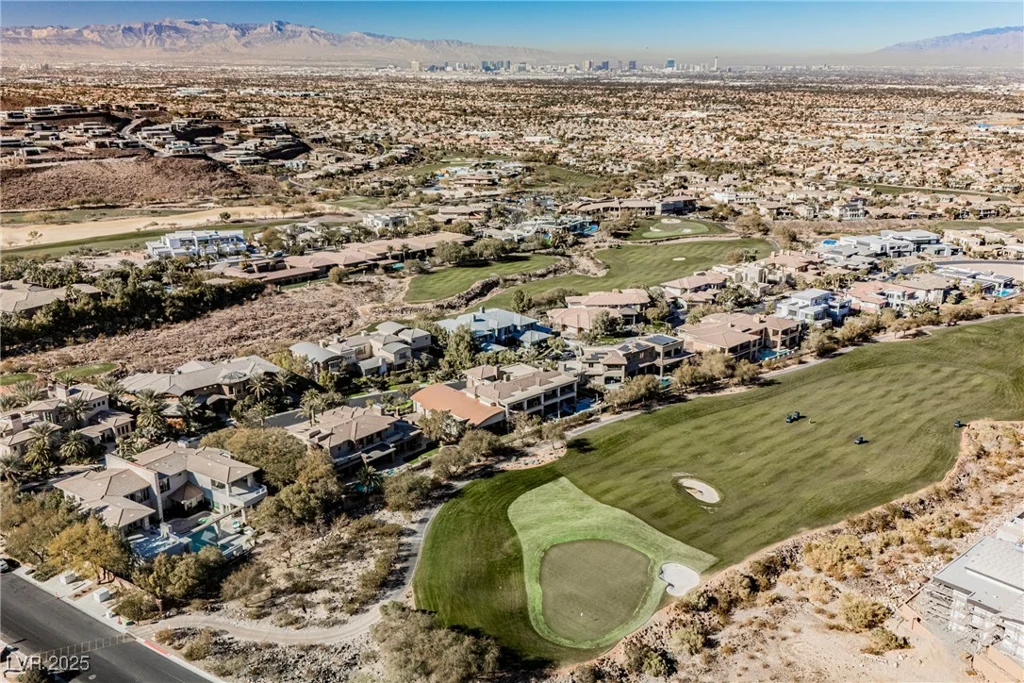 646 Saint Croix, Henderson, NV 89012