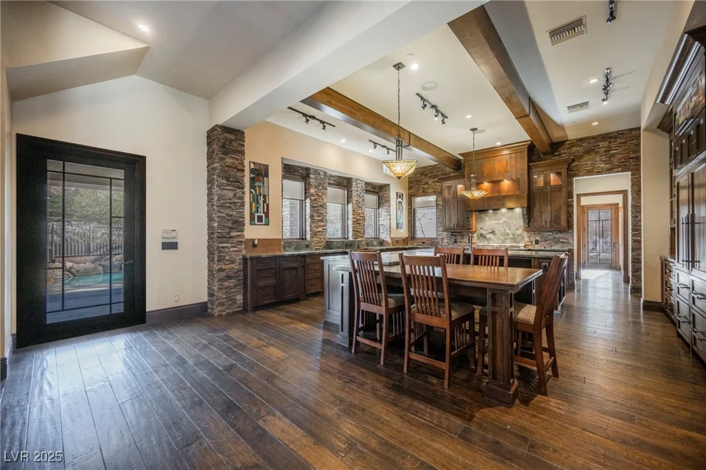 646 Saint Croix, Henderson, NV 89012