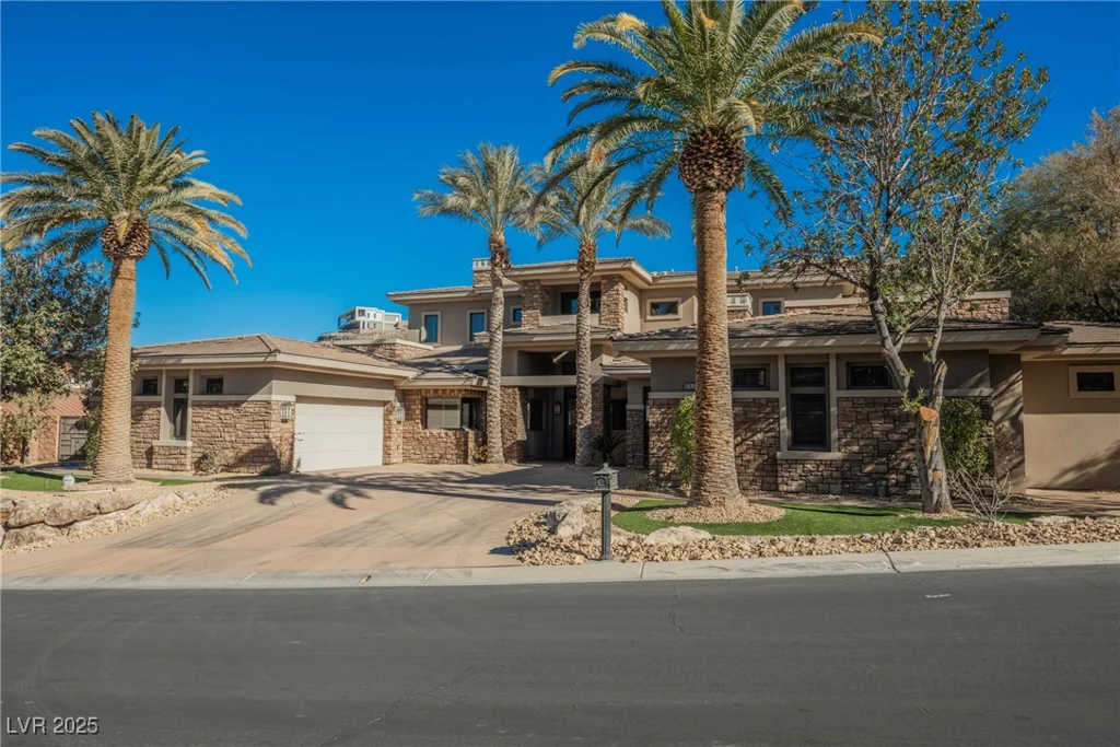 646 Saint Croix, Henderson, NV 89012