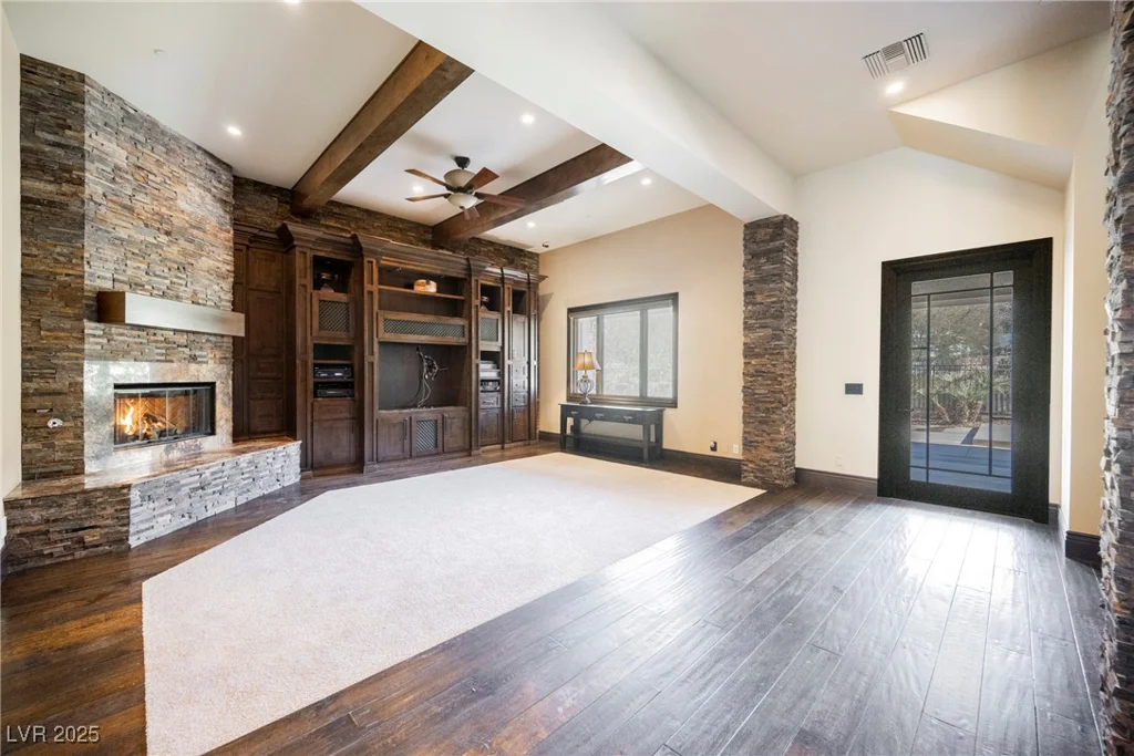 646 Saint Croix, Henderson, NV 89012