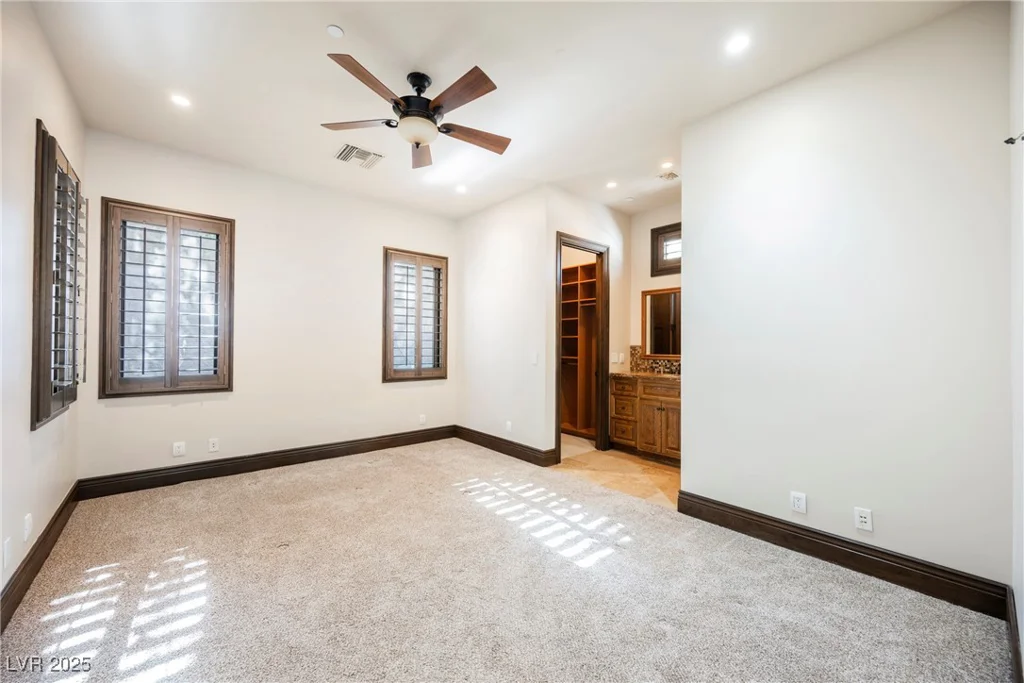 646 Saint Croix, Henderson, NV 89012