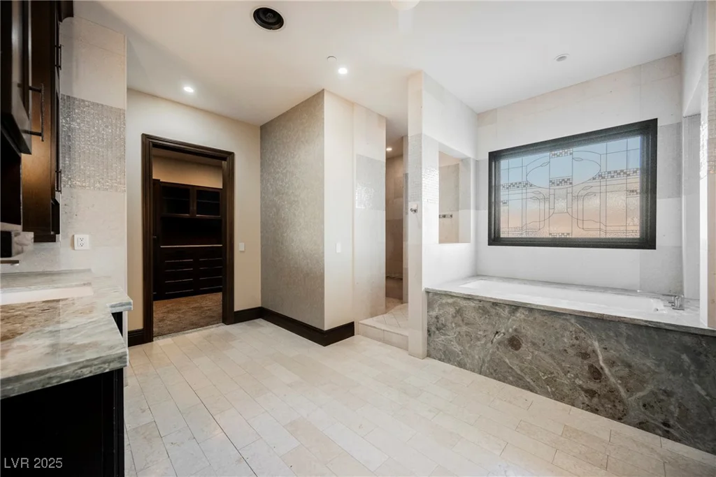 646 Saint Croix, Henderson, NV 89012