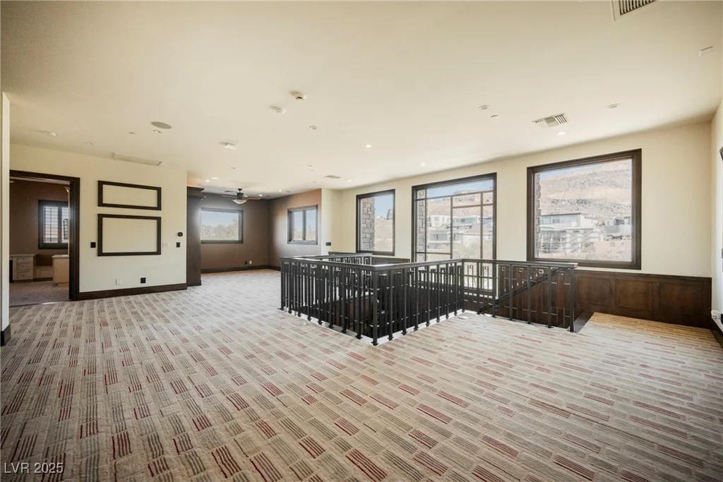 646 Saint Croix, Henderson, NV 89012