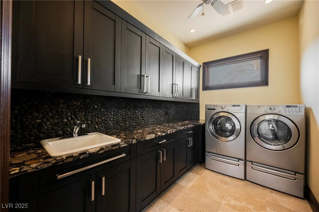 646 Saint Croix, Henderson, NV 89012