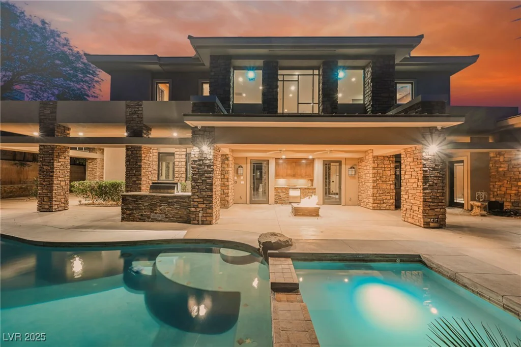 646 Saint Croix, Henderson, NV 89012