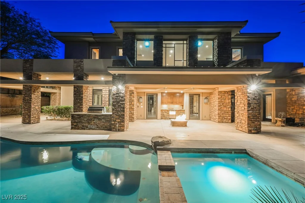 646 Saint Croix, Henderson, NV 89012