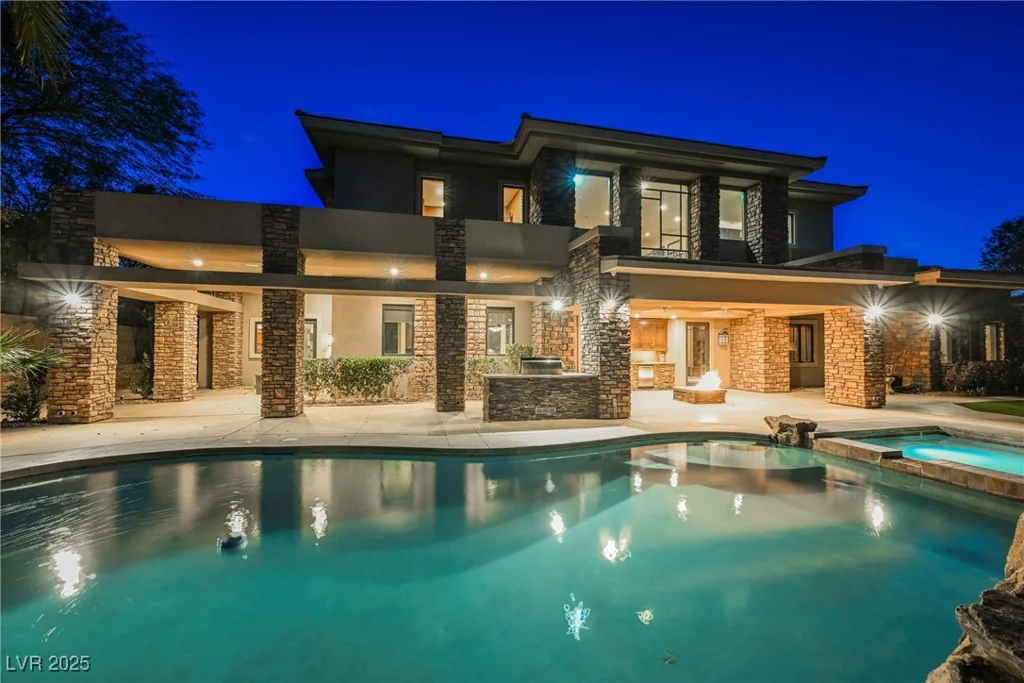 646 Saint Croix, Henderson, NV 89012