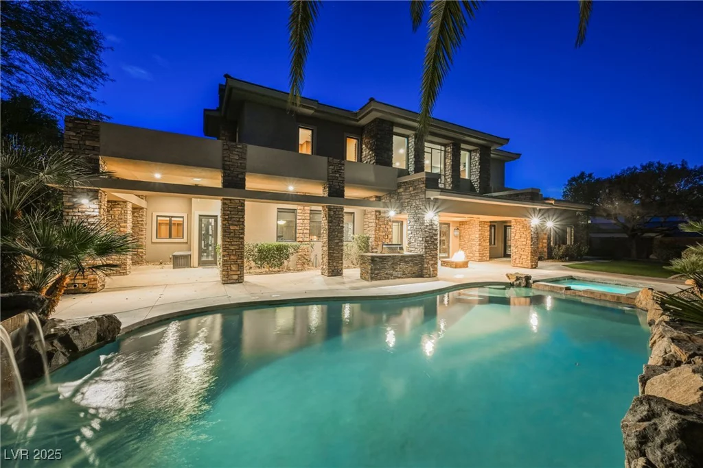 646 Saint Croix, Henderson, NV 89012
