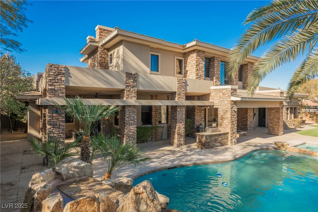646 Saint Croix, Henderson, NV 89012