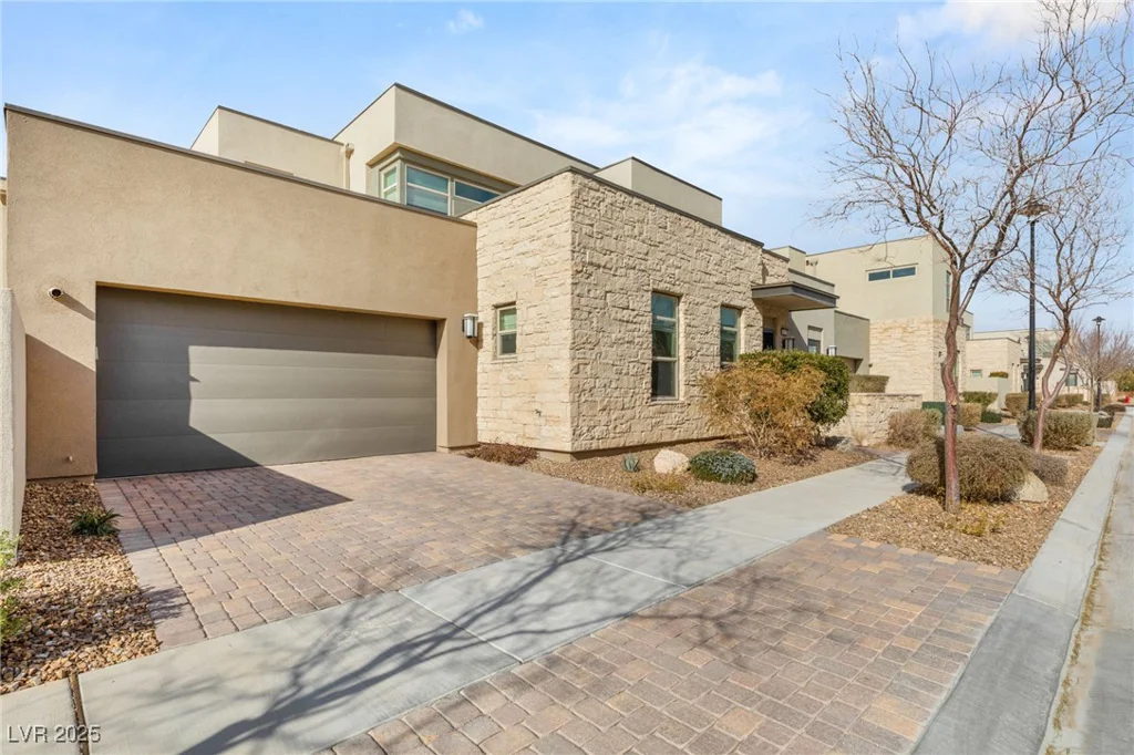 4255 Veraz, Las Vegas, NV 89135