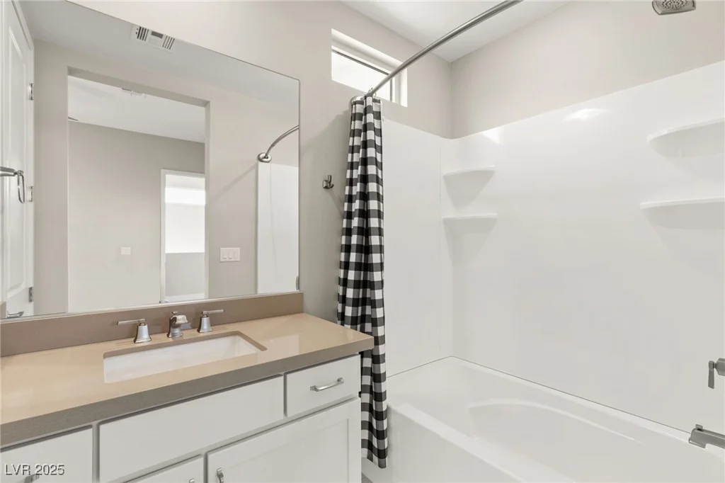 4255 Veraz, Las Vegas, NV 89135