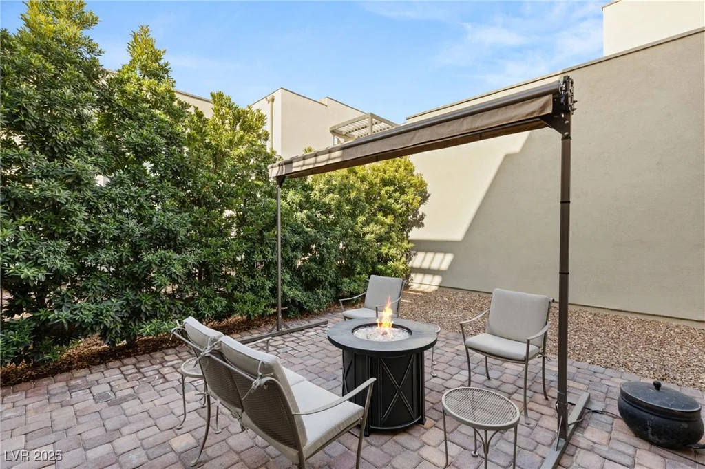 4255 Veraz, Las Vegas, NV 89135