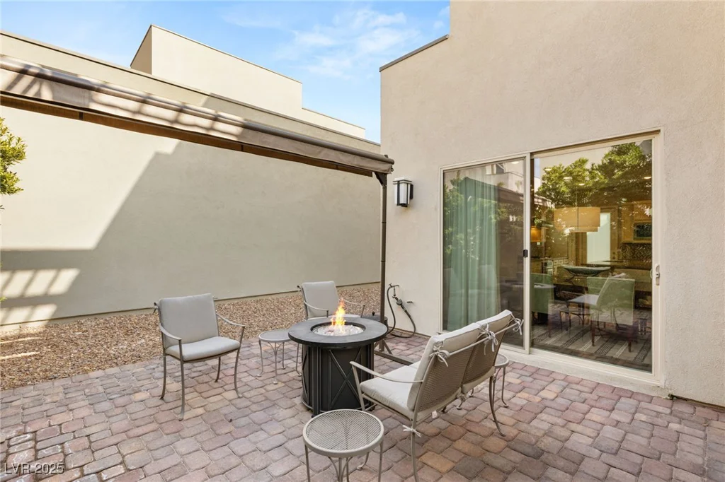 4255 Veraz, Las Vegas, NV 89135