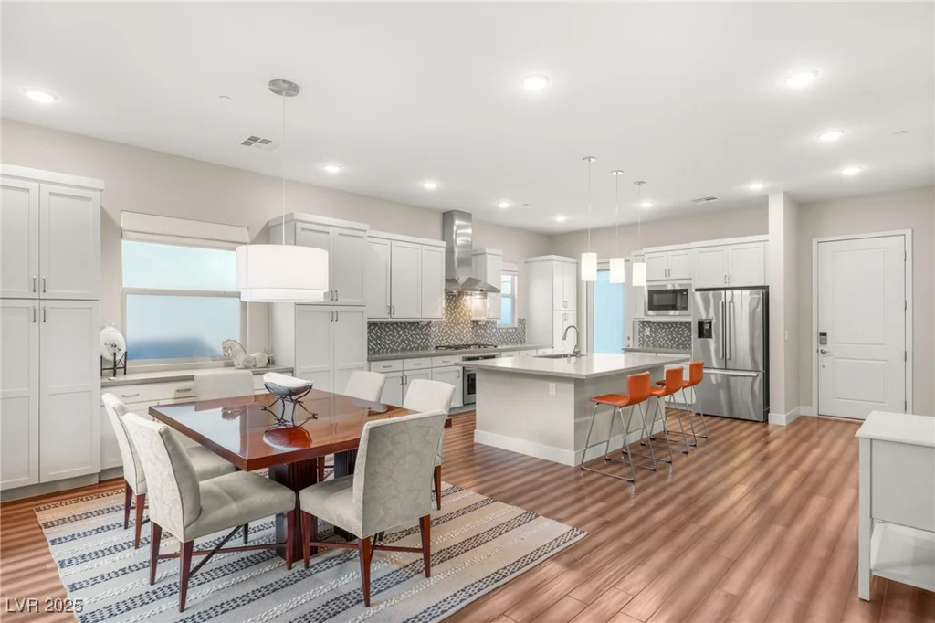 4255 Veraz, Las Vegas, NV 89135