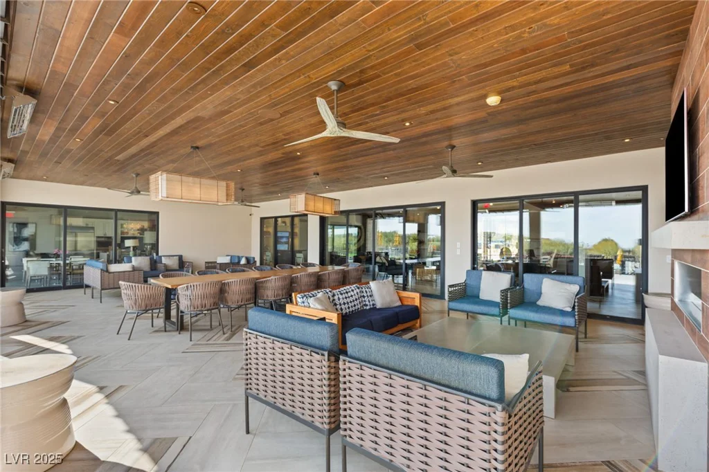 4255 Veraz, Las Vegas, NV 89135