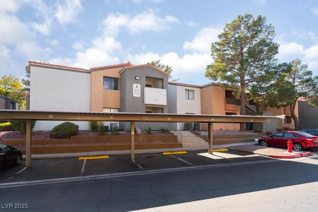3151 Soaring Gulls, Las Vegas, NV 89128