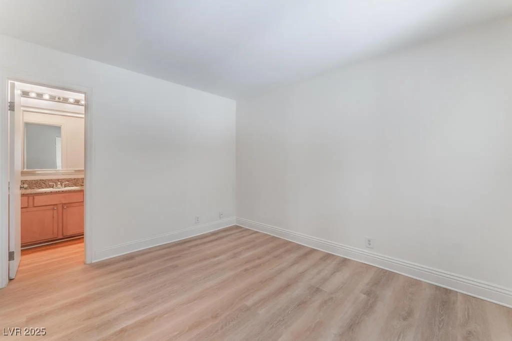 3151 Soaring Gulls, Las Vegas, NV 89128