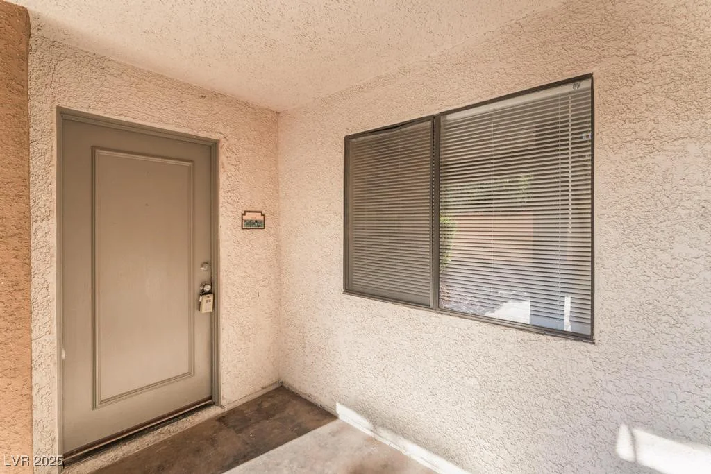 3151 Soaring Gulls, Las Vegas, NV 89128