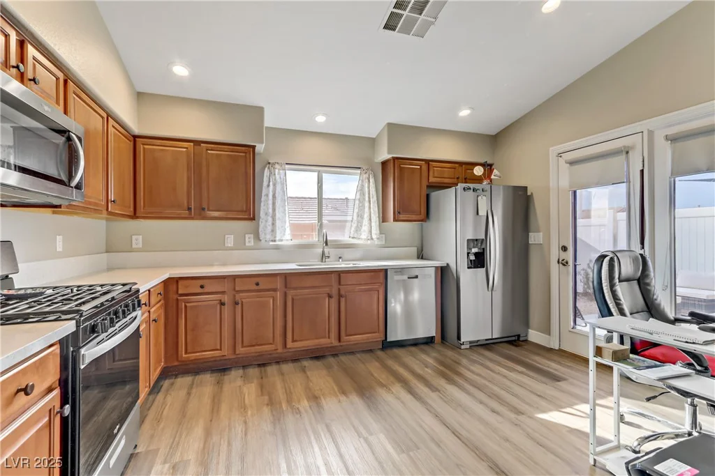 1017 Chestnut Bay, North Las Vegas, NV 89031