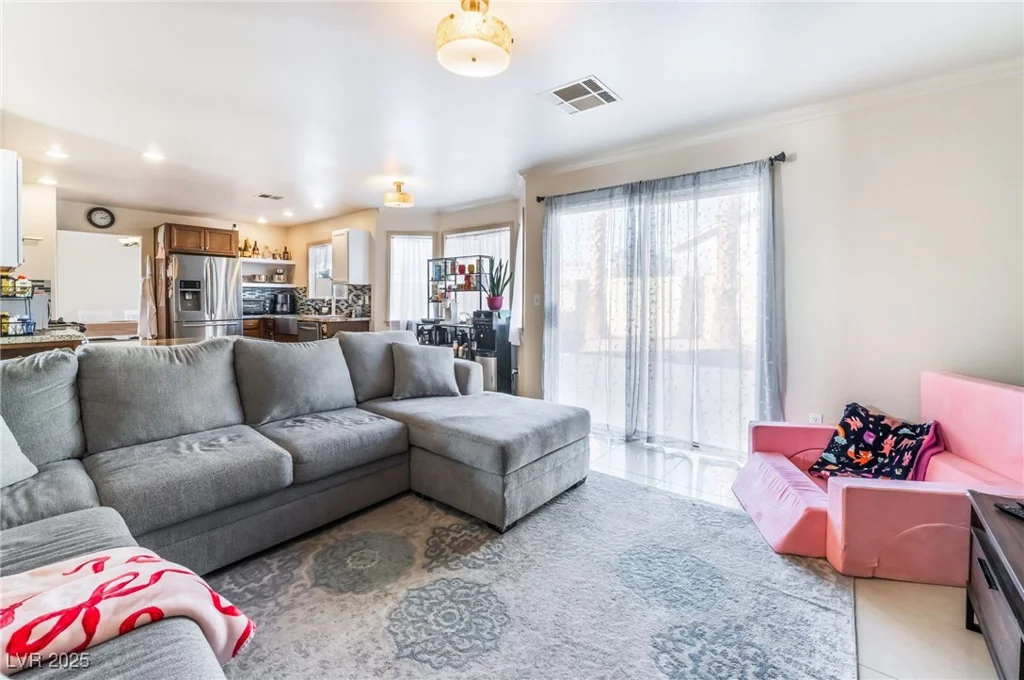 4116 Delhi, North Las Vegas, NV 89032