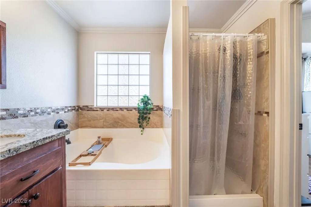 4116 Delhi, North Las Vegas, NV 89032