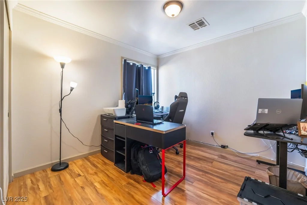 4116 Delhi, North Las Vegas, NV 89032