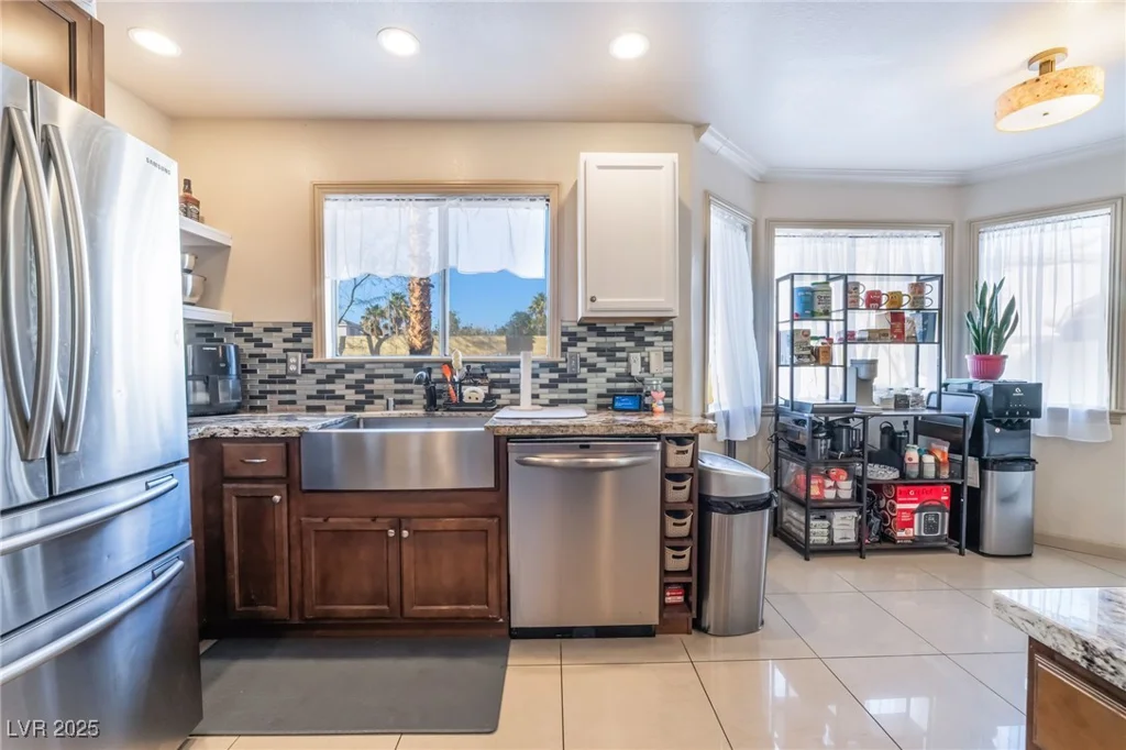 4116 Delhi, North Las Vegas, NV 89032