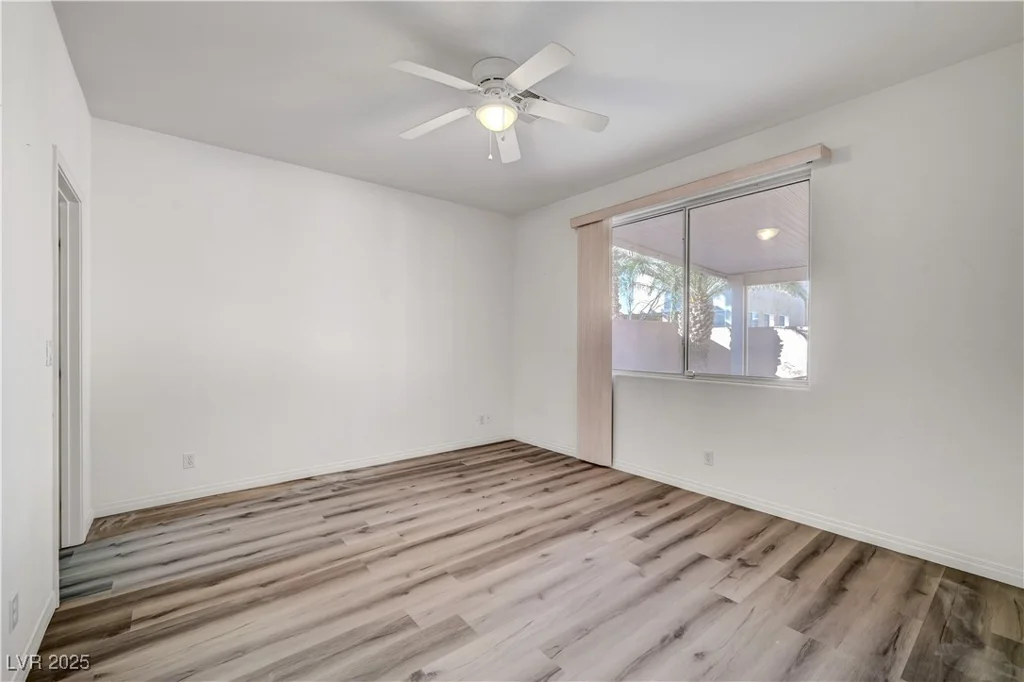 9008 Rusty Rifle, Las Vegas, NV 89143