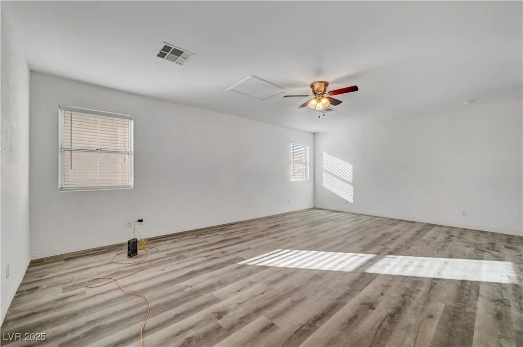 9008 Rusty Rifle, Las Vegas, NV 89143