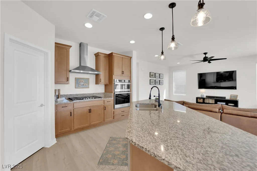 2598 Iron Crest, Las Vegas, NV 89138