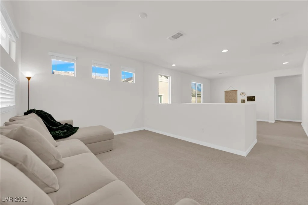 2598 Iron Crest, Las Vegas, NV 89138